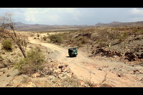 Tuk Tuk 3_Kenya_dust track